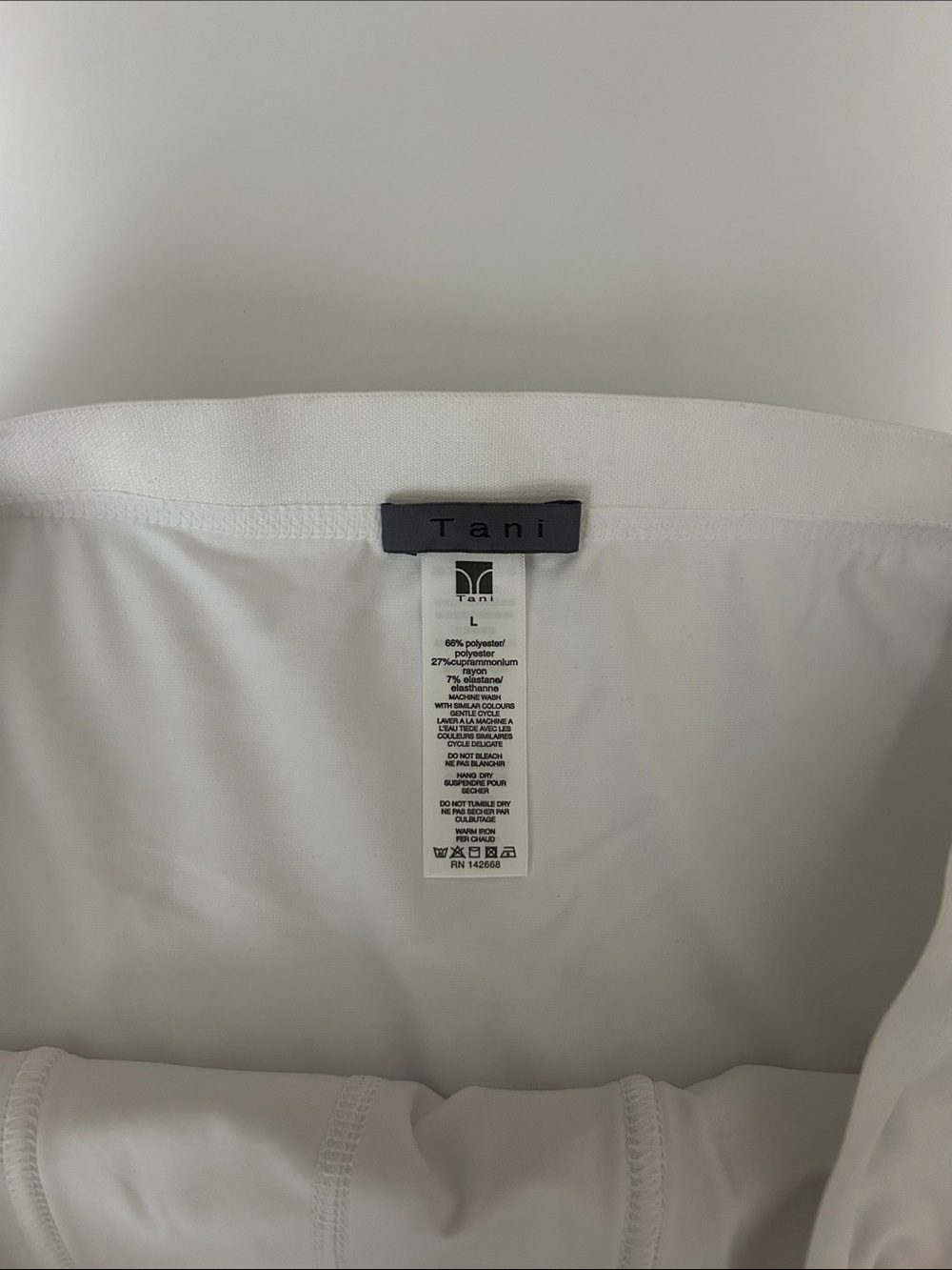 Men's Tani White Classic Briefs - Comfortable Support - Picture 2 of 3